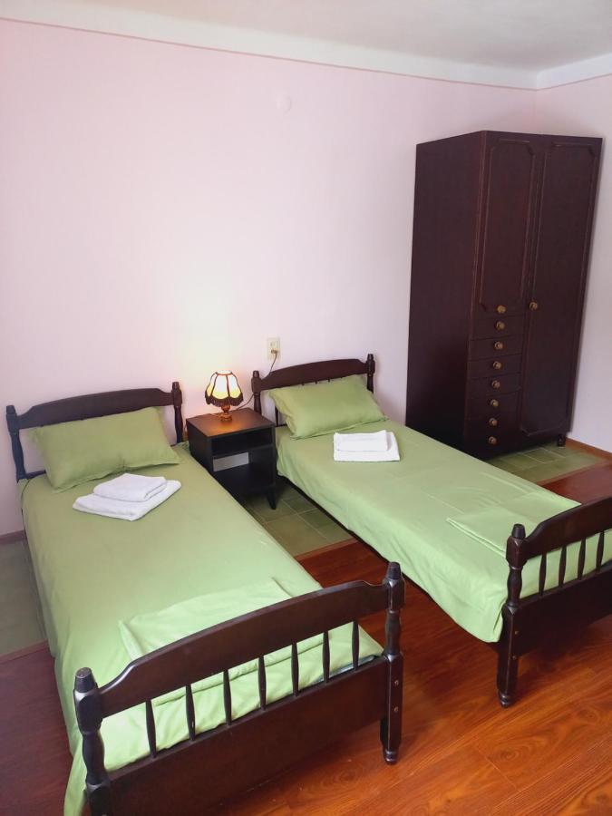 Guest House Top Floor Telavi Buitenkant foto