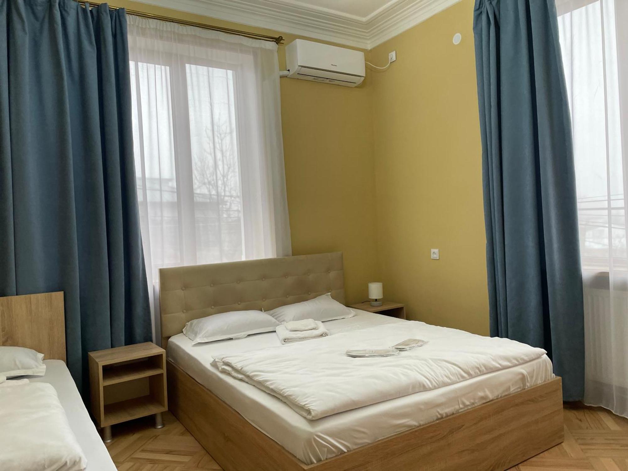 Guest House Top Floor Telavi Buitenkant foto
