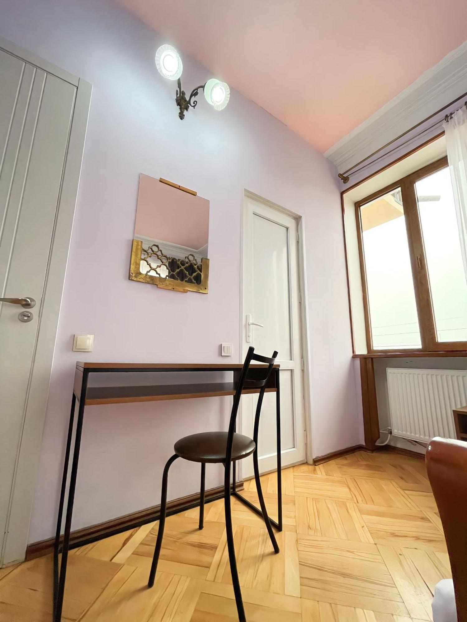 Guest House Top Floor Telavi Buitenkant foto