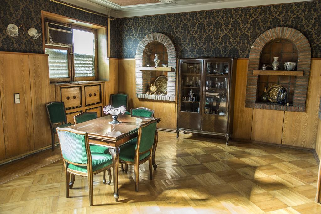 Guest House Top Floor Telavi Buitenkant foto